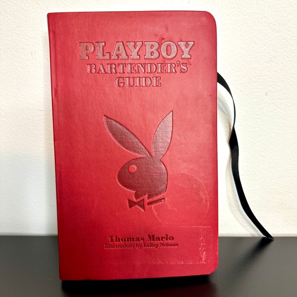 VINTAGE PLAYBOY Bartender’s Guide in Red Bound Leather VINTAGE Thomas Mario - Picture 2 of 13